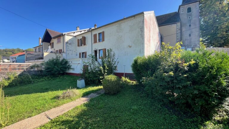 Maison Mitoyenne à Rénover